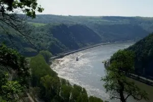 Marksburg sur la rive du Rhin